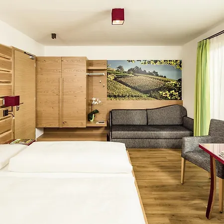 Terzer Hotel 3*